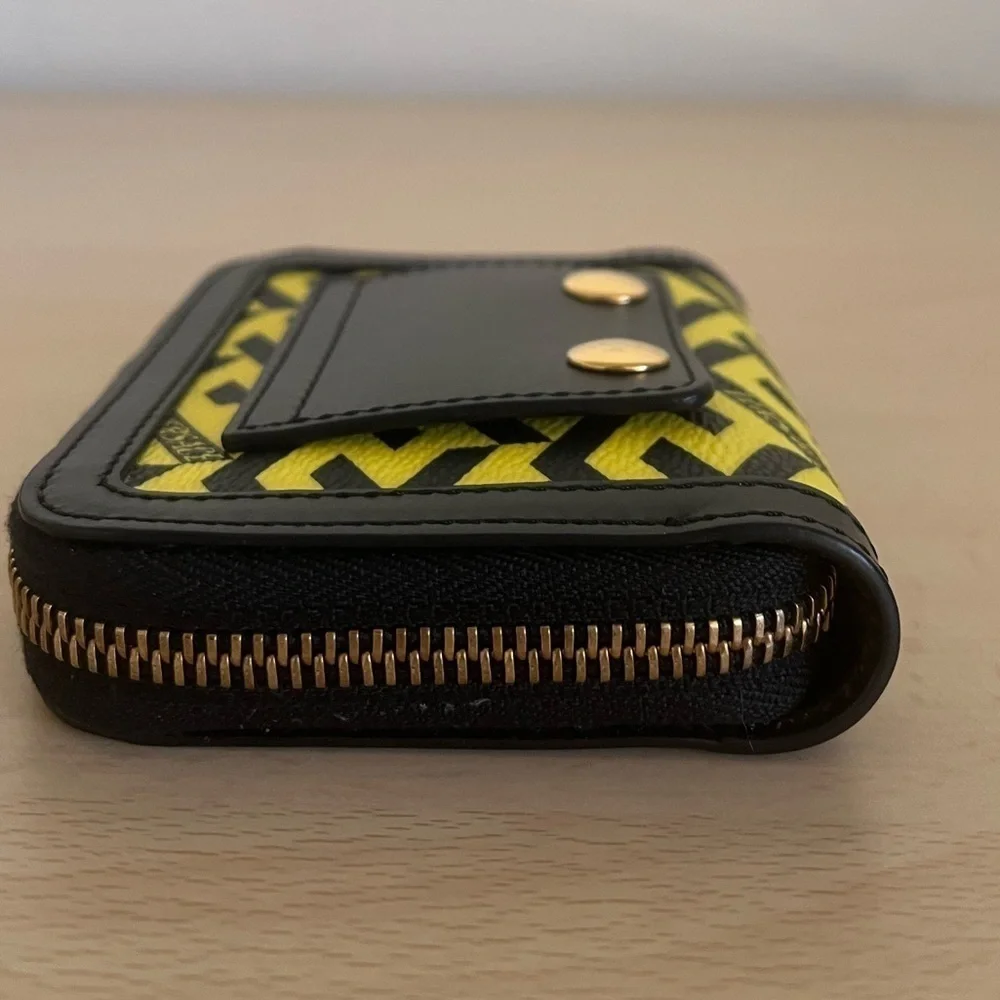 VERSACE Two Way Compact Wallet Belt Bag Box Dust Bag BNWOT